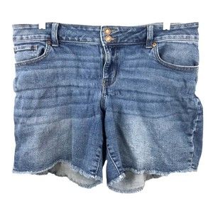 Maurices Womens Size 14 Cut Off Jean Denim Shorts Stretch